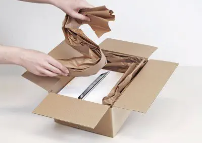 Yüksek hacimli yıldız şekilli kağıt konfigürasyonu üreten FillPak boşluk doldurma sistemi